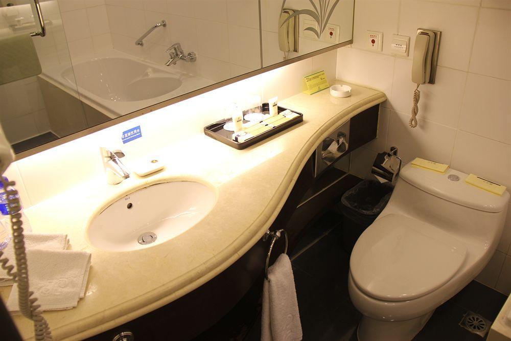 Beijing Jade Palace Hotel Kültér fotó